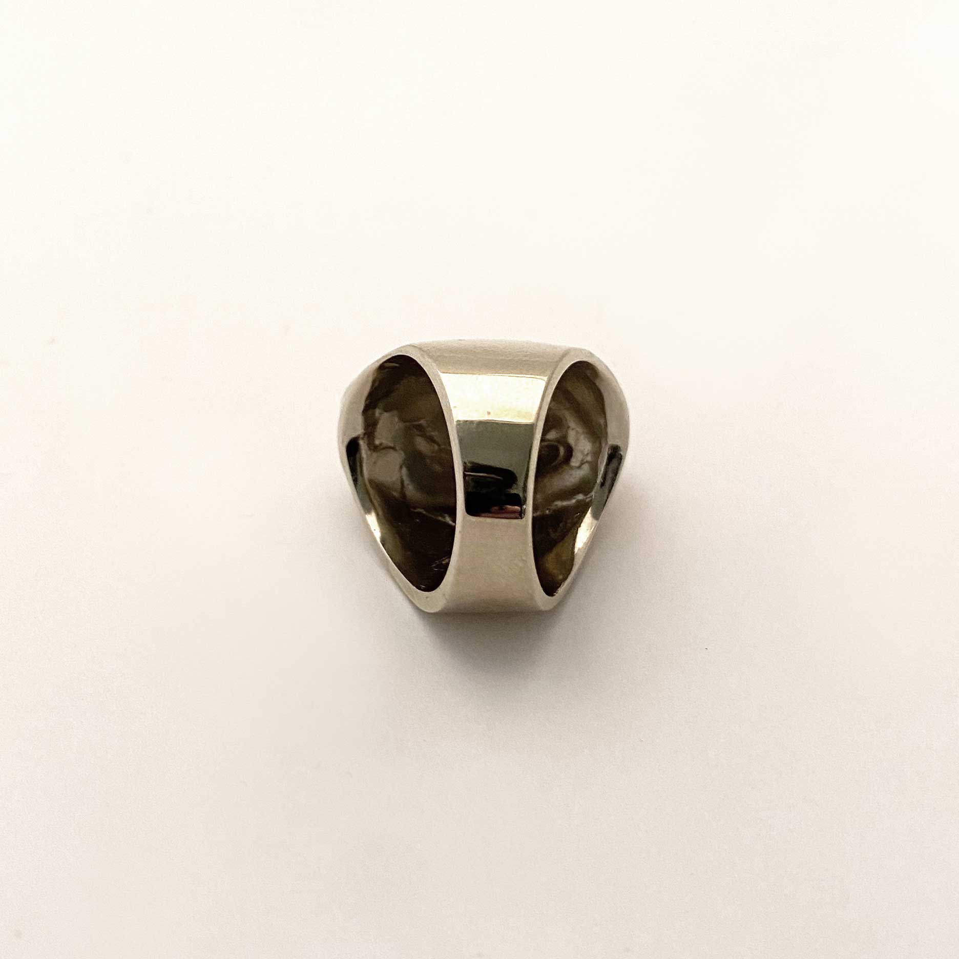 Big Three Headed Baby Ring - Image 4
