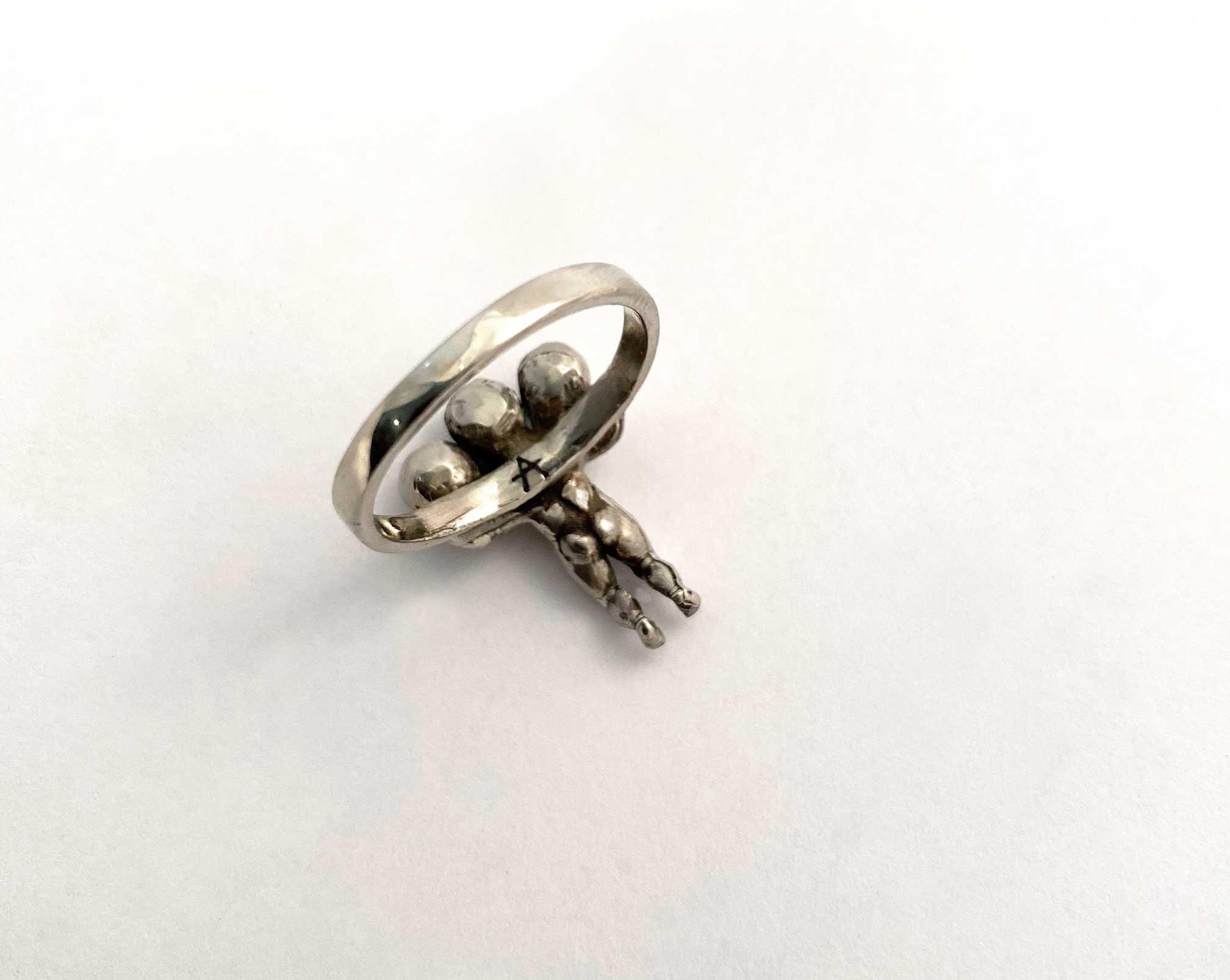 Three Headed Baby Ring - Image 3