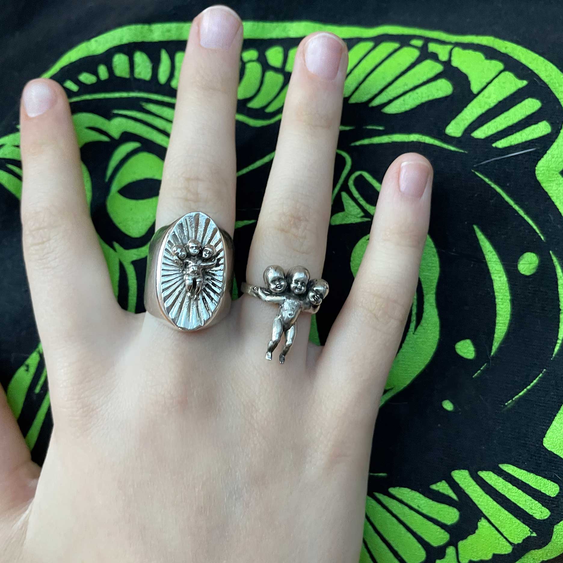 Three Headed Baby Ring - Image 8