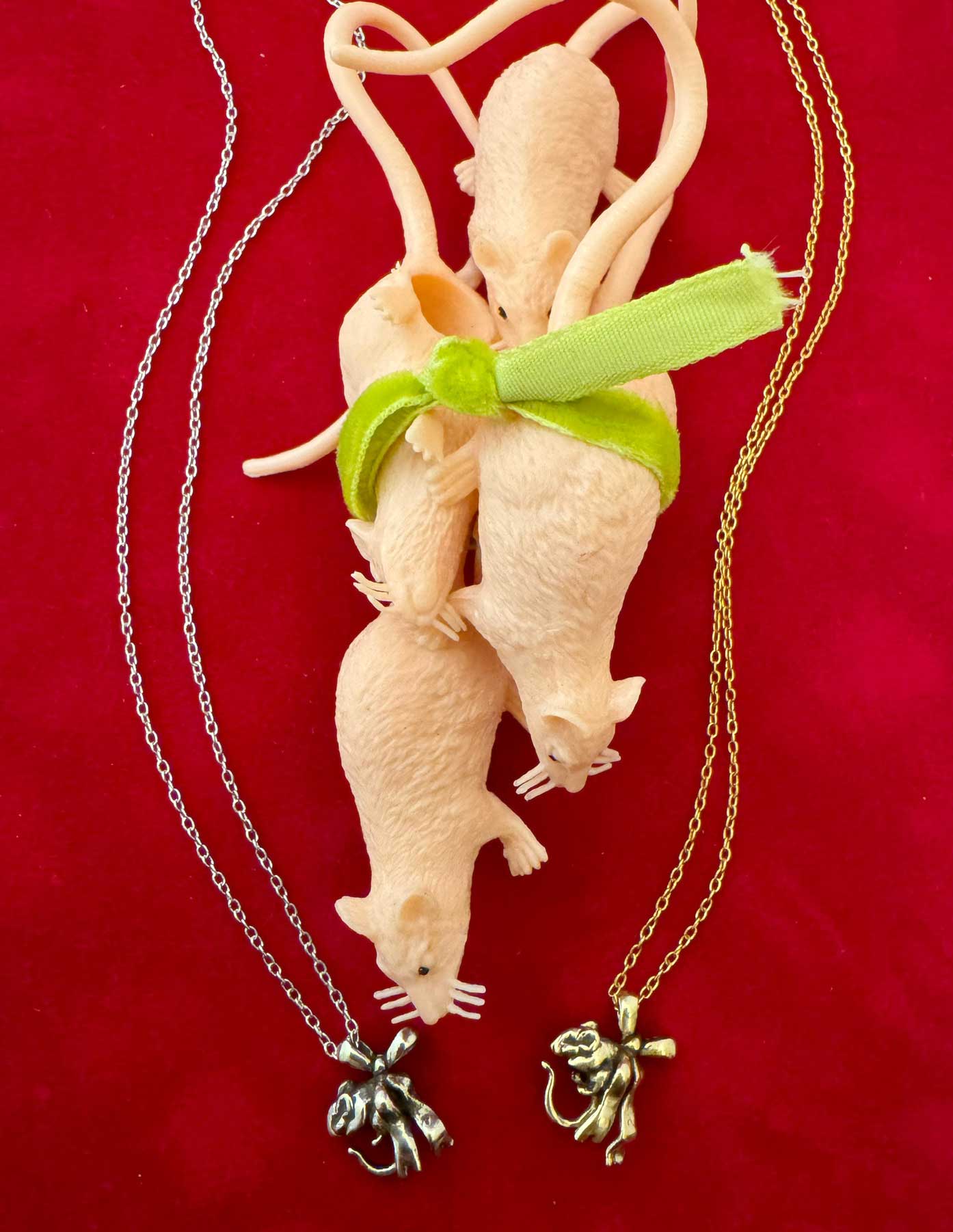 Rat Bow Necklace - Image 10