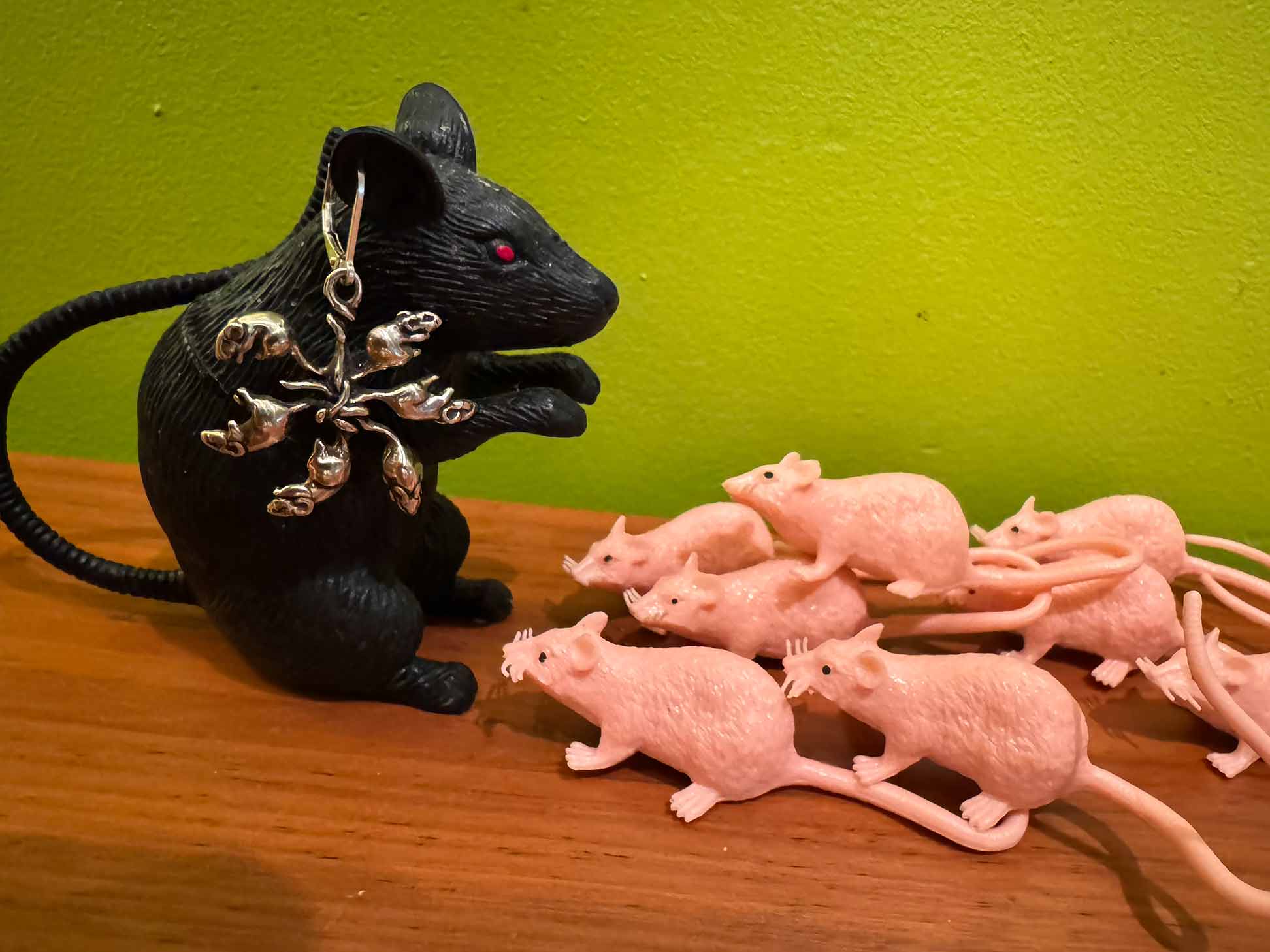 Rat King Earrings - Image 6
