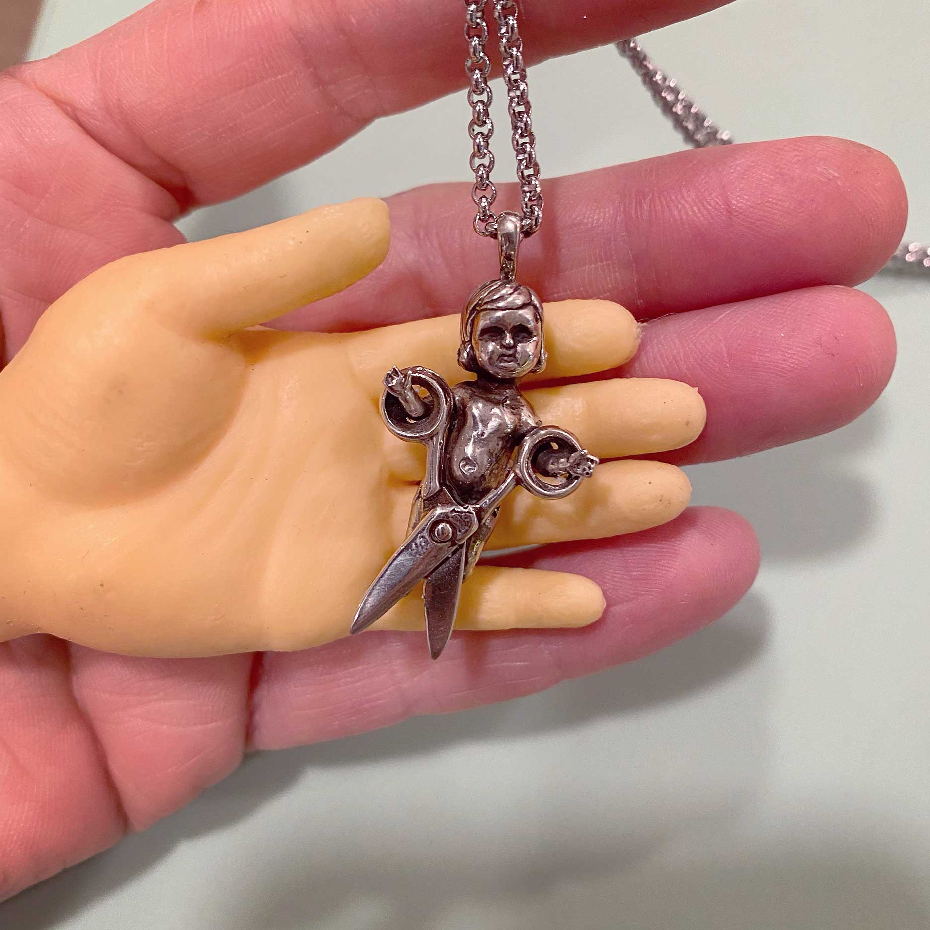 Scissor Baby Necklace - Image 11