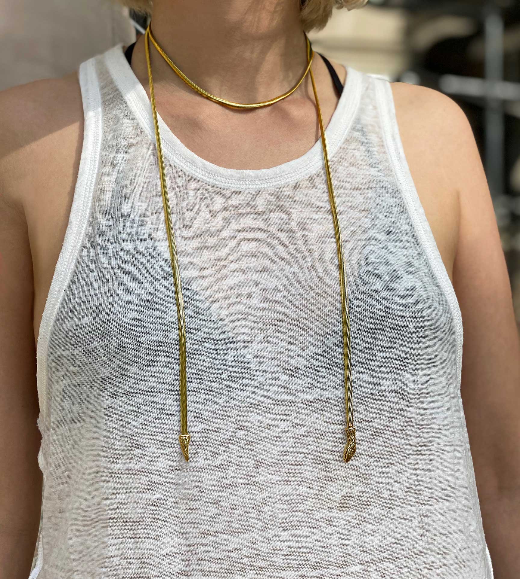 Snake Lariat Necklace in gold - Image 5