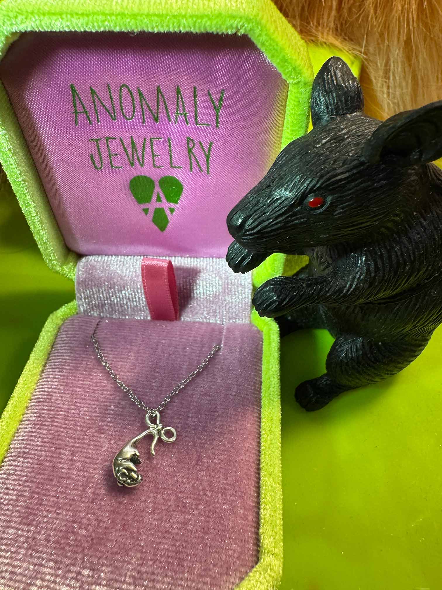 Tail Tied Rat Necklace - Image 10