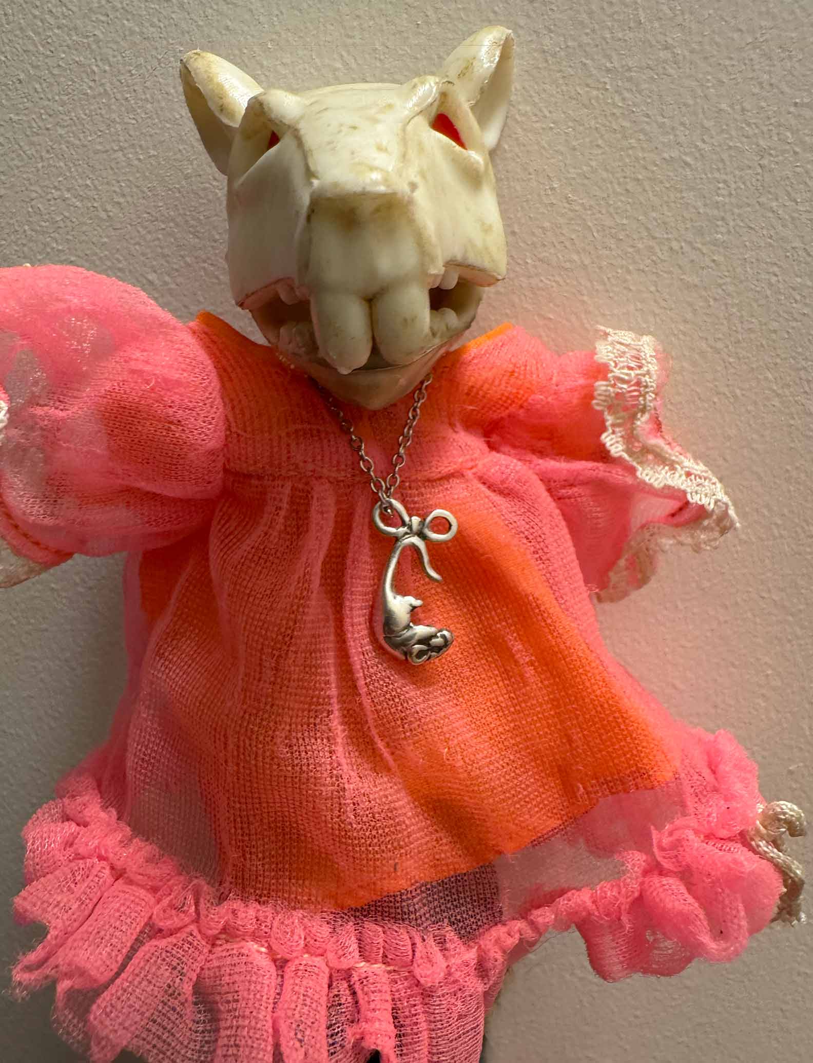 Tail Tied Rat Necklace - Image 7
