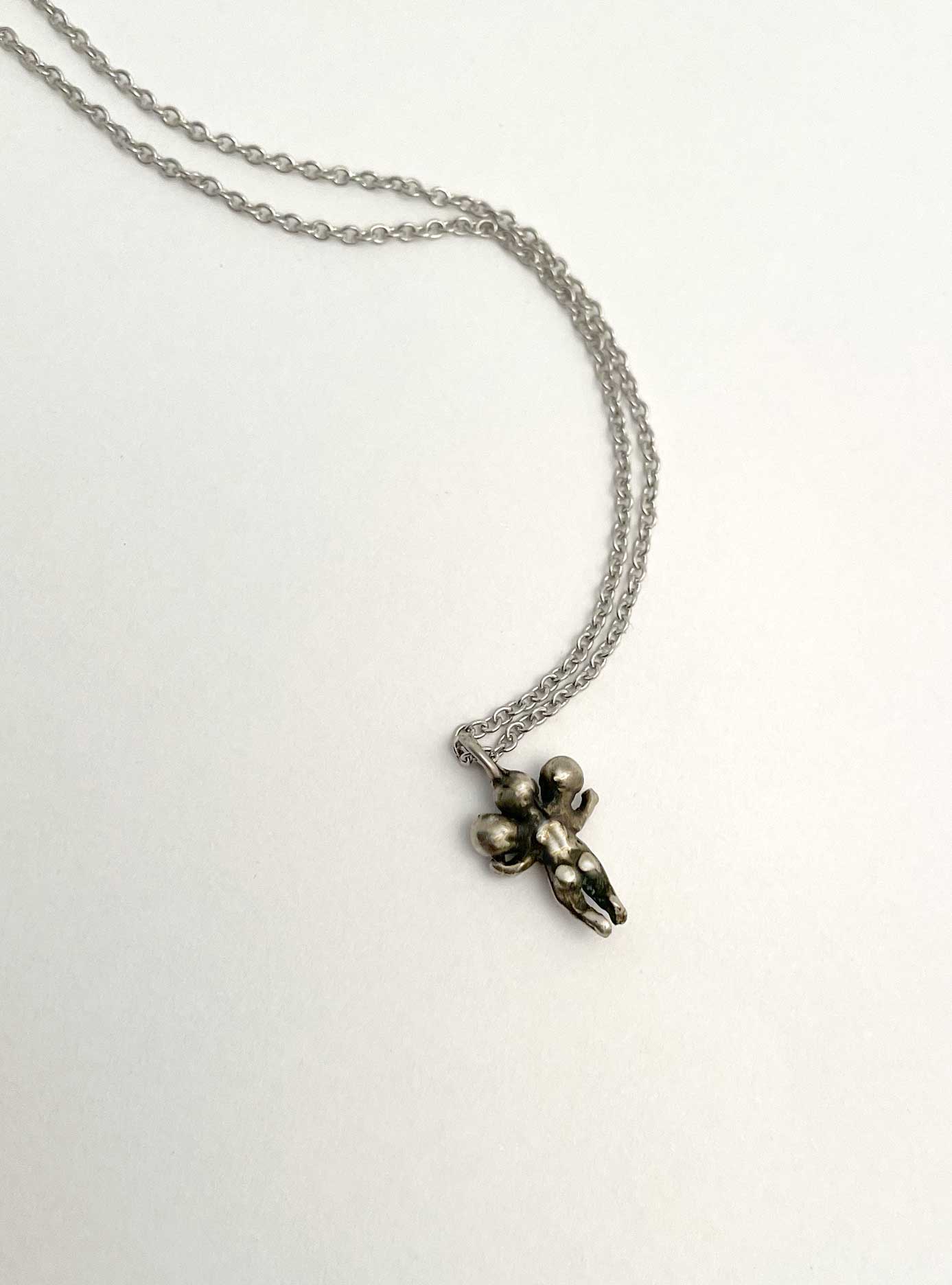Tiny Three Headed Baby Necklace - Image 2