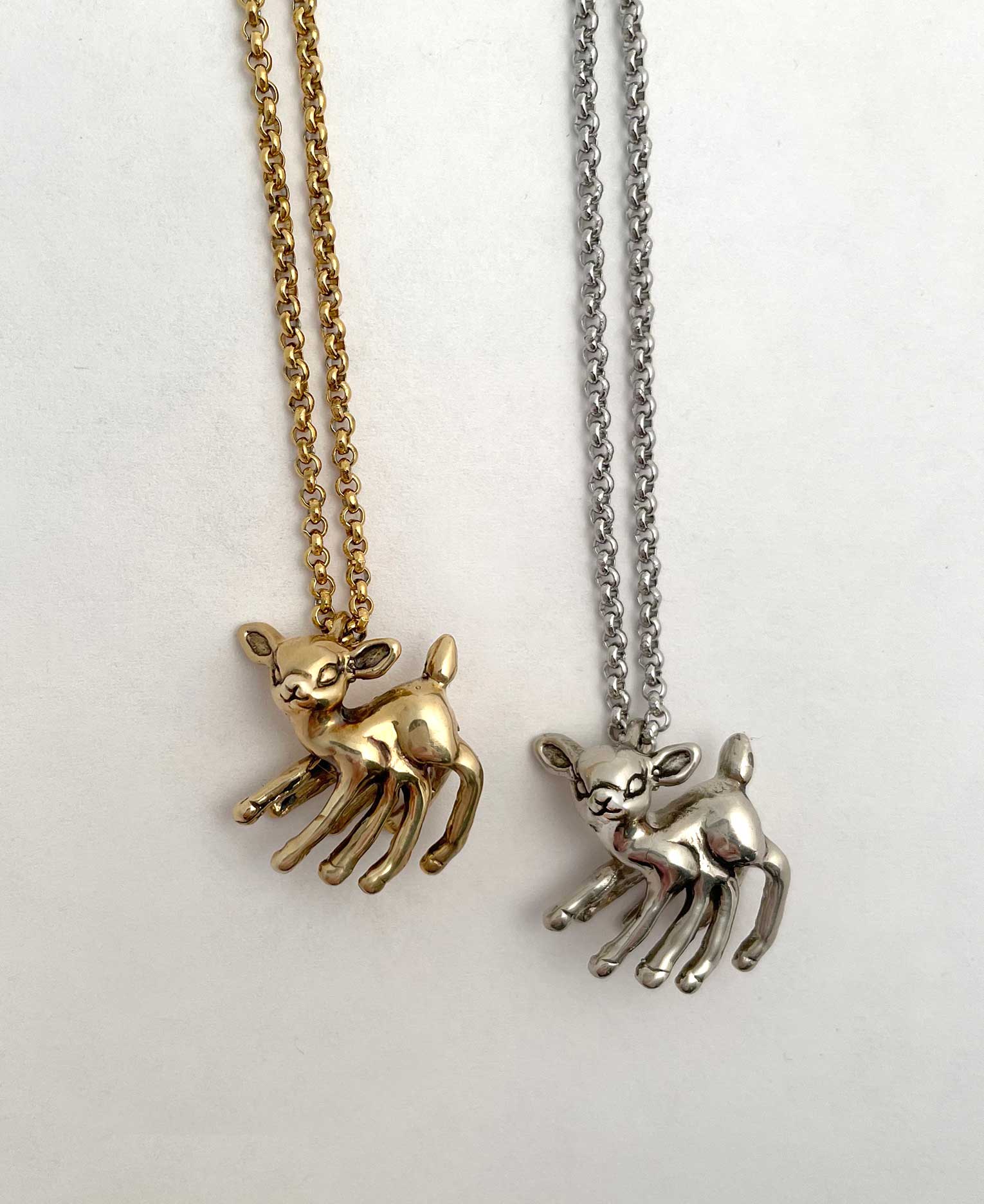 8 Legged Deer Necklace - Image 2